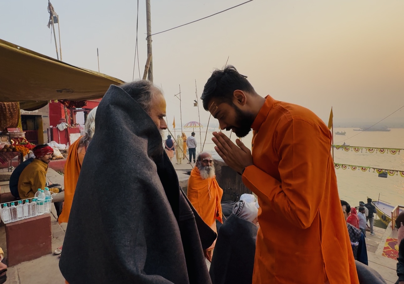 11 Sanyasis, Sadhus & Needy People