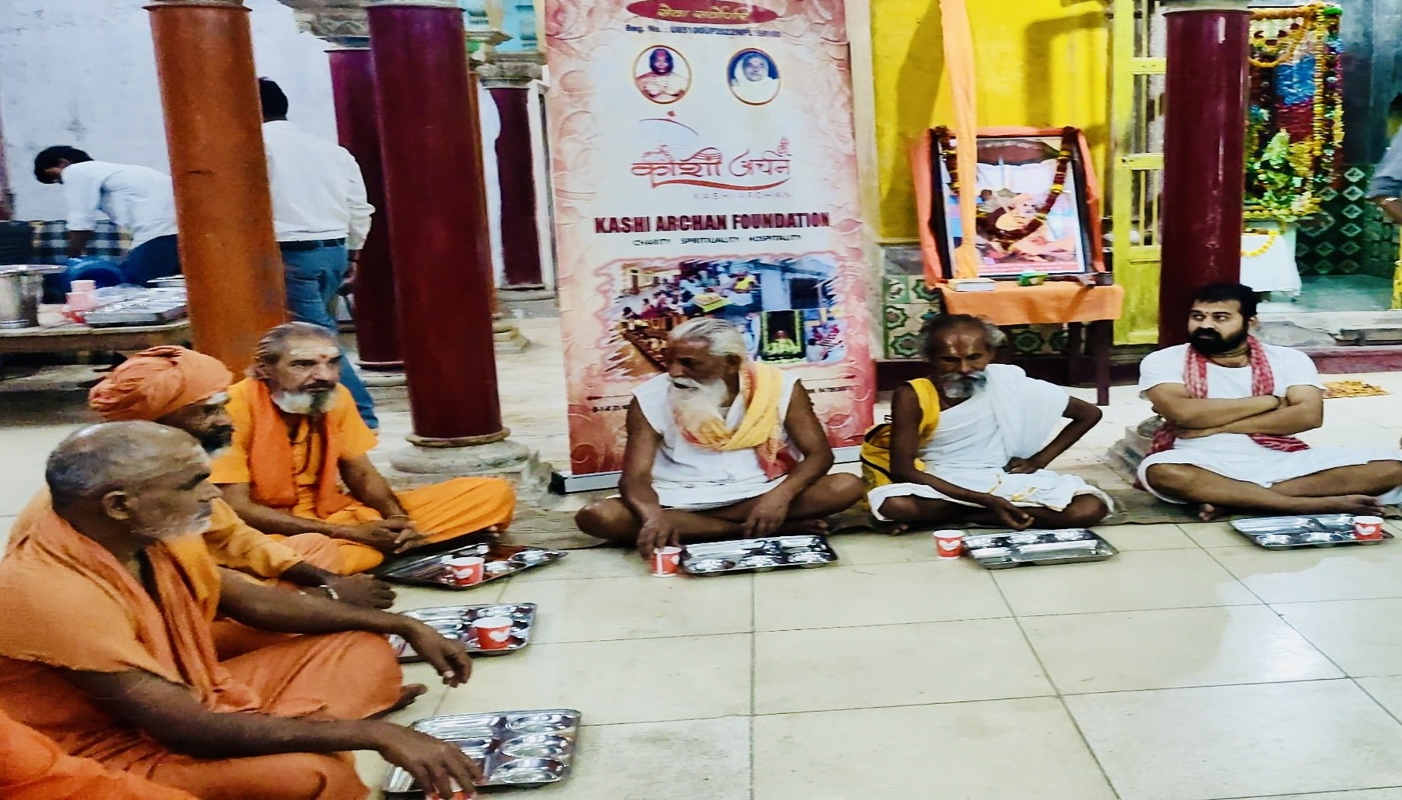 101 Sanyasis & Brahmins Bhojan Sewa