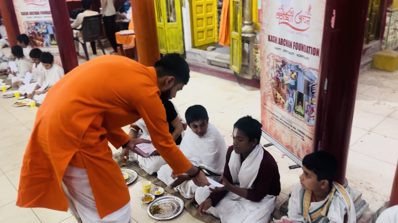 Annadan for 21 Batuk Brahmins