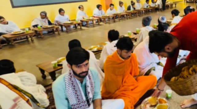 51 Sadhu & Brahmin Bhojan Sewa